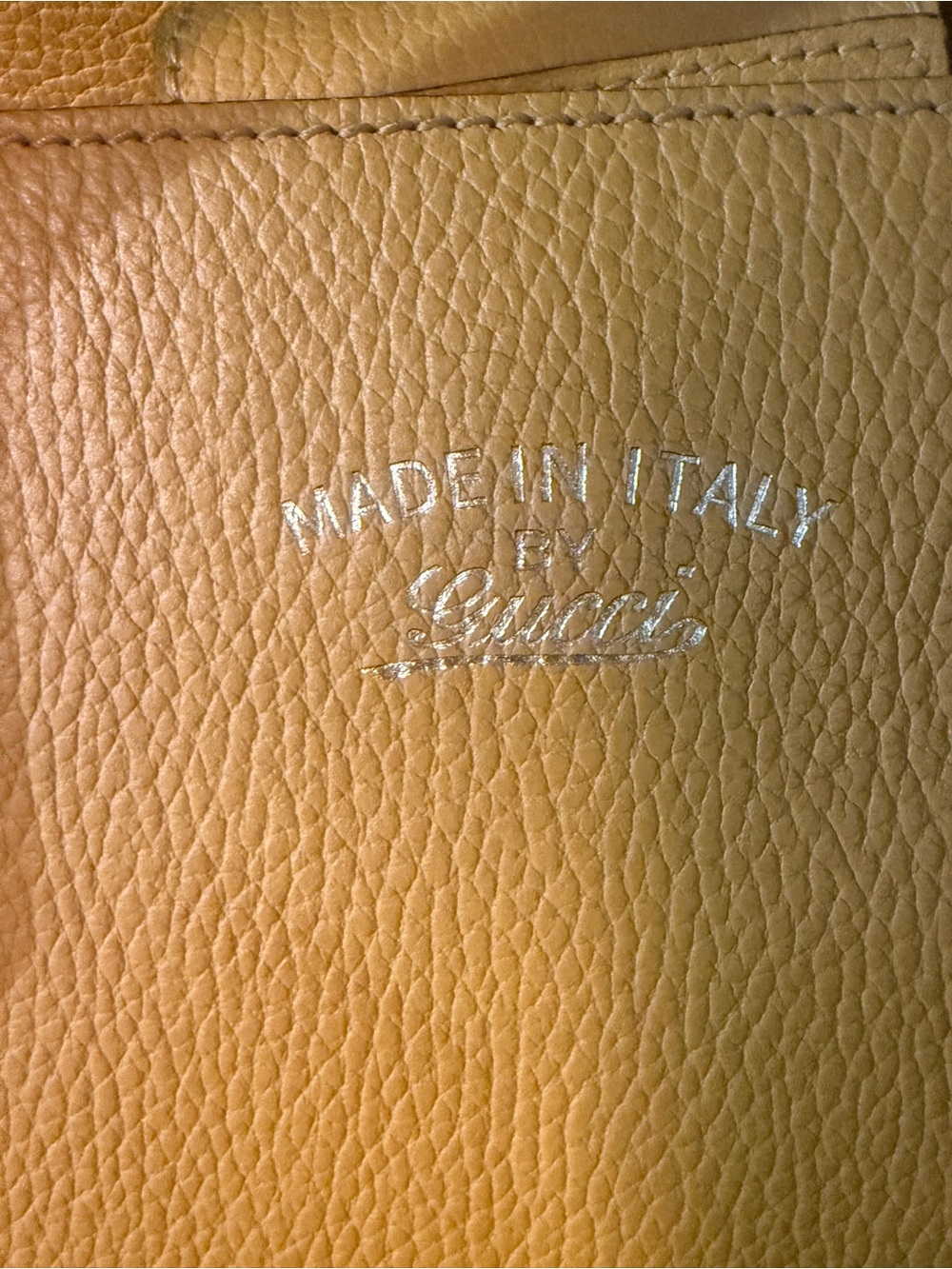 Gucci Large Swing Tote Yellow Pebbled Leather Made in Italy Authentic - Picture 8 of 15